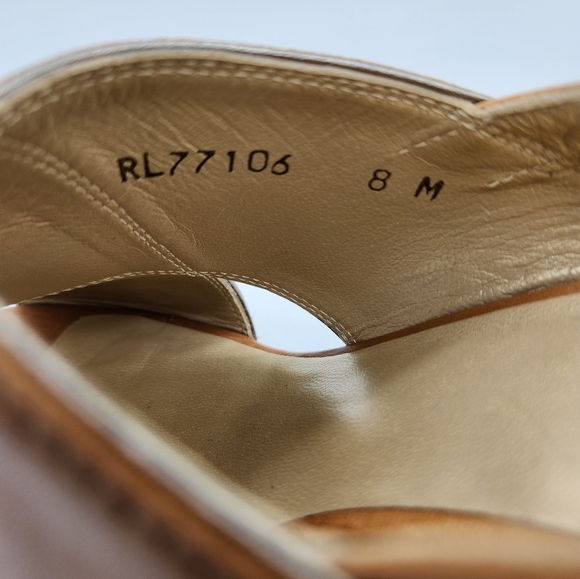 Stuart Weitzman Maxwell Midheel Kidskin sandal - Picture 13 of 14